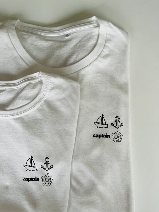 captain - classic T-shirt